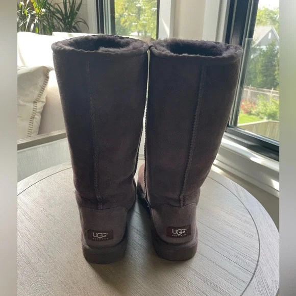 Ugg Classic Tall Brown Boots Size 7 - Picture 2 of 6